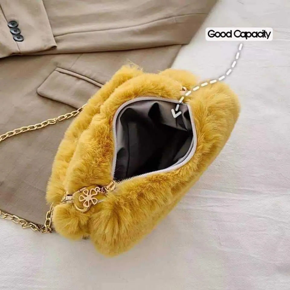 Fluffy Faux Fur Heart Bag