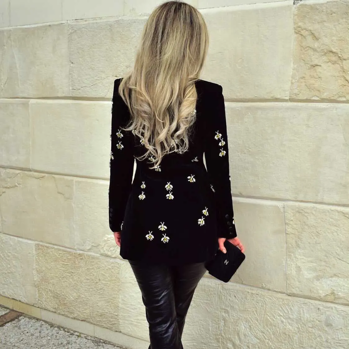 L’ABEILLE NOIR VELOUR BLAZER