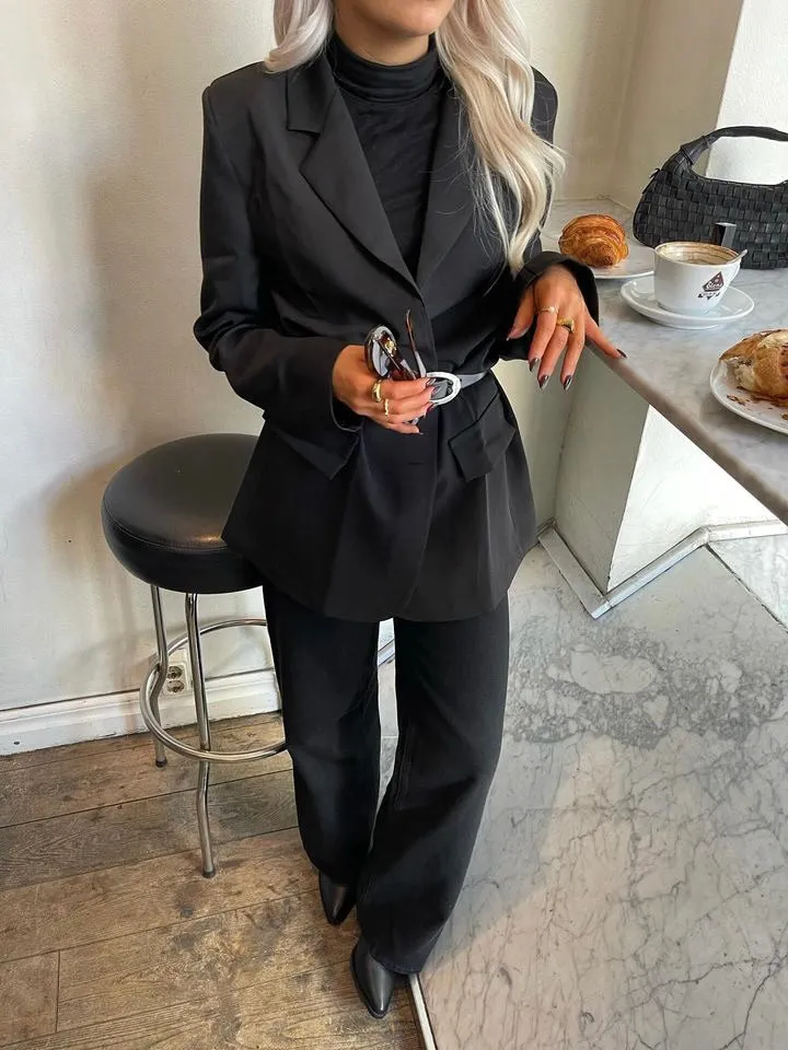 Lala blazer sort
