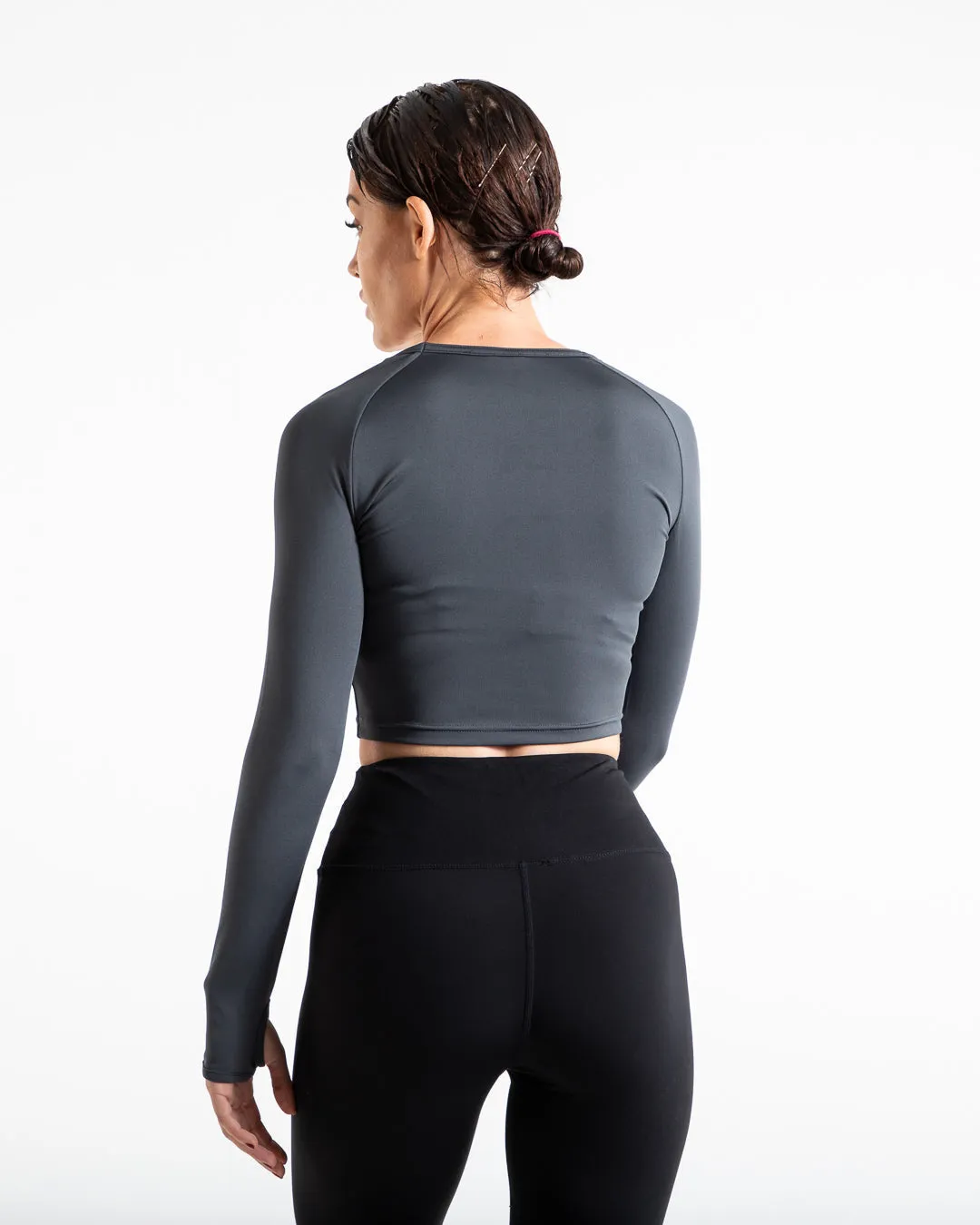 Training Long Sleeve Crop Top - Charcoal
